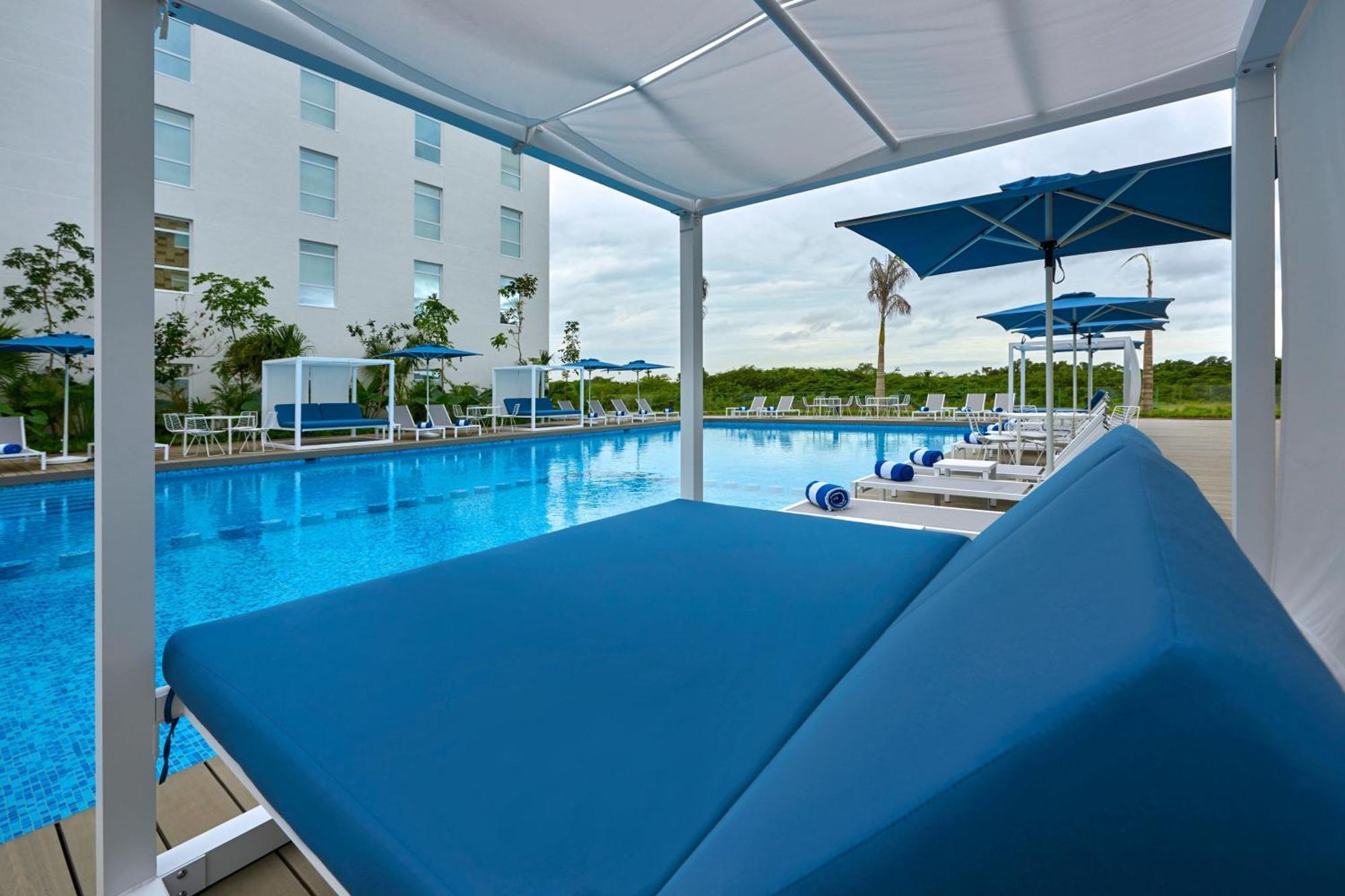 City Express Suites By Marriott Cancun Aeropuerto Exterior photo